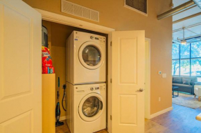 Airy 1BD ASU Sloan Pk Washer and Dryer Parking Sleeps 6